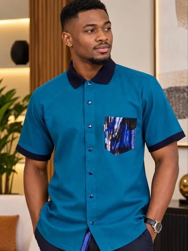 Chemise bleu pétrole manches courtes, poche en wax